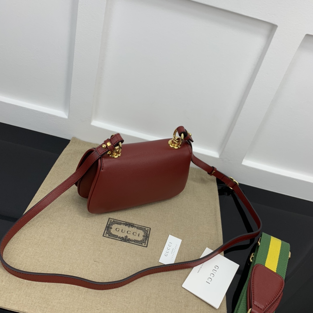 Gucci Satchel Bags